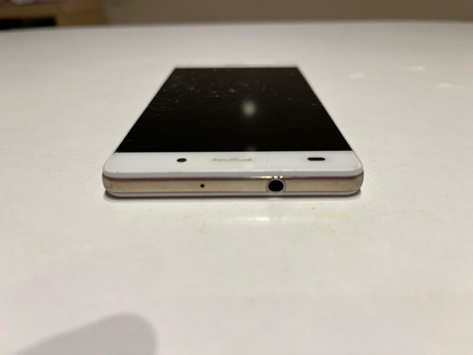 Smartfon Huawei P8 Lite 2/16GB LTE ALE-L21 Czarny |