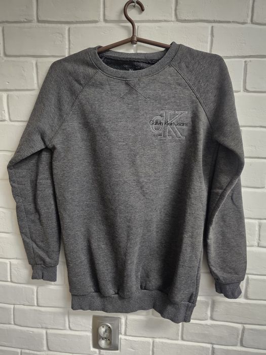 Bluza z wyszytym CK, r. Xl