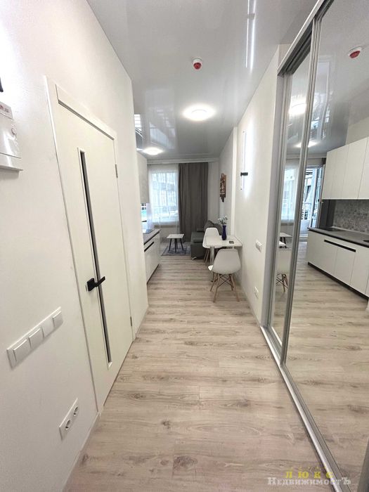 Продам без комиссии 1 ком. квартиру в  ЖК Атмосфера!