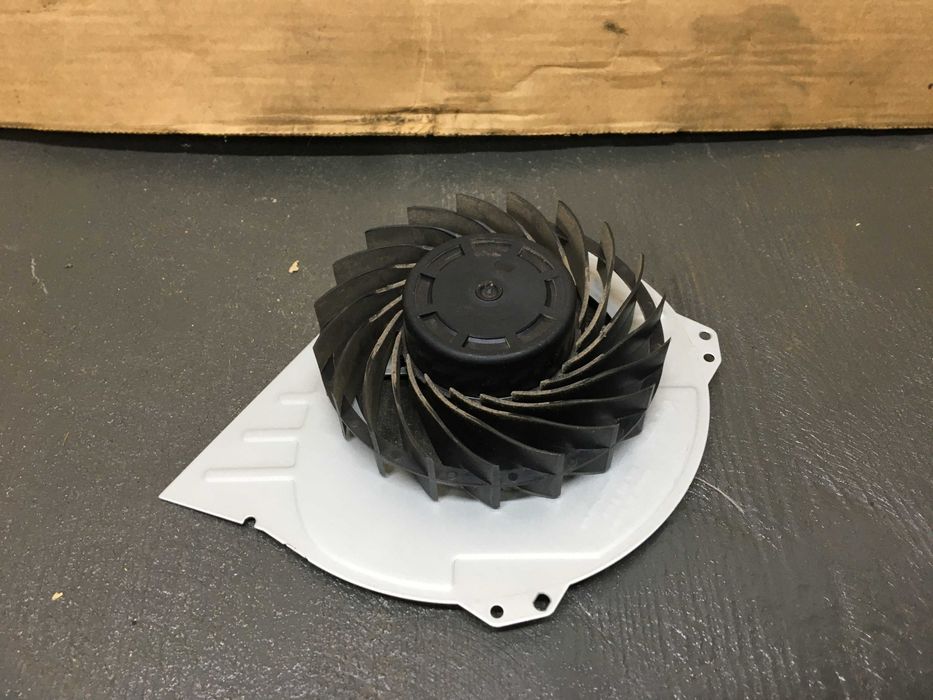 PS4 Pro по запчастинах