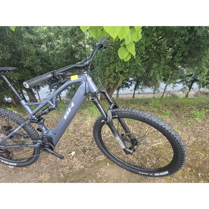 Bh eletrica nova bateria 720wh L