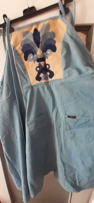 Zapaska ,spodnica z haftem