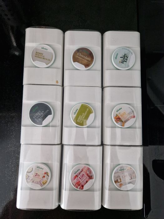 Bimby TM5 com todos acessórios oficiais e chaves de receitas