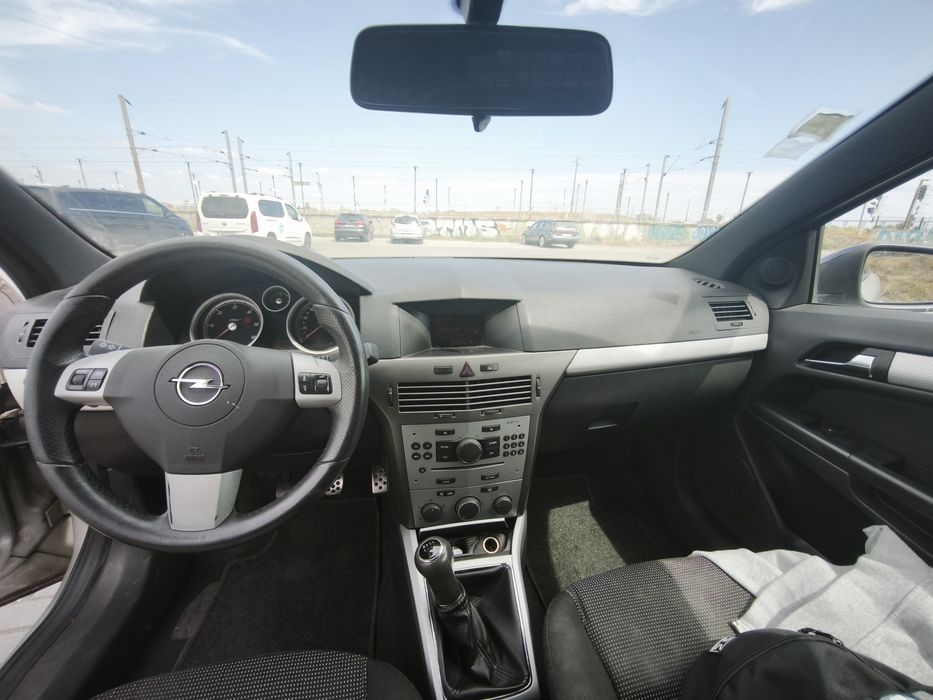 Opel astra GTC 1.3 CDTI 90CV