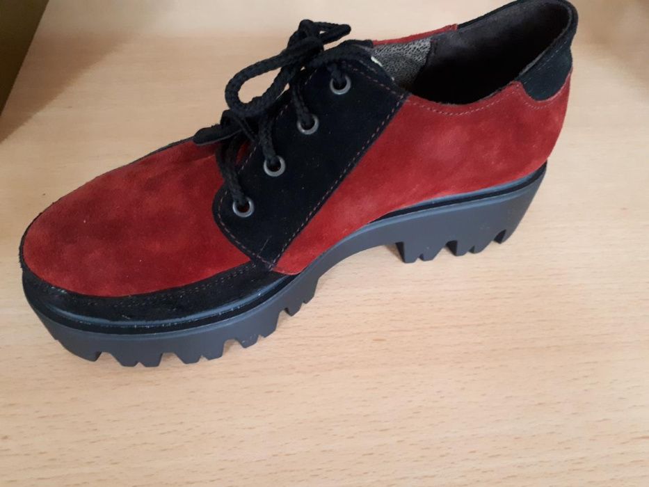 Туфли натуральная замша.