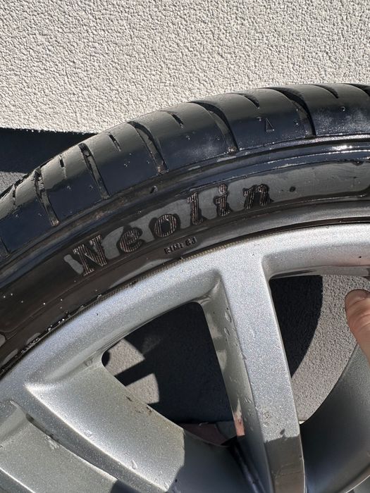 Продам колеса з дисками 225-40R18 низькопрофільні.