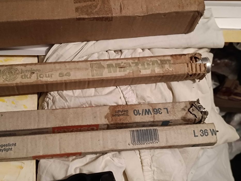 2 Candeeiros de Teto antigos com várias lâmpadas