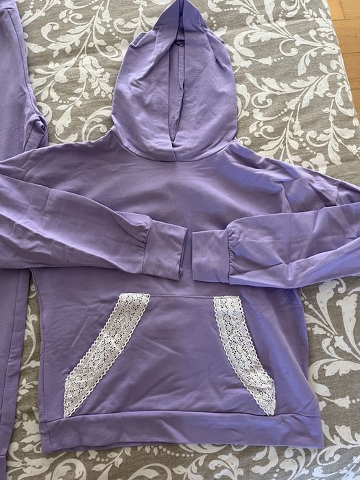 Fato de treino lilas com renda