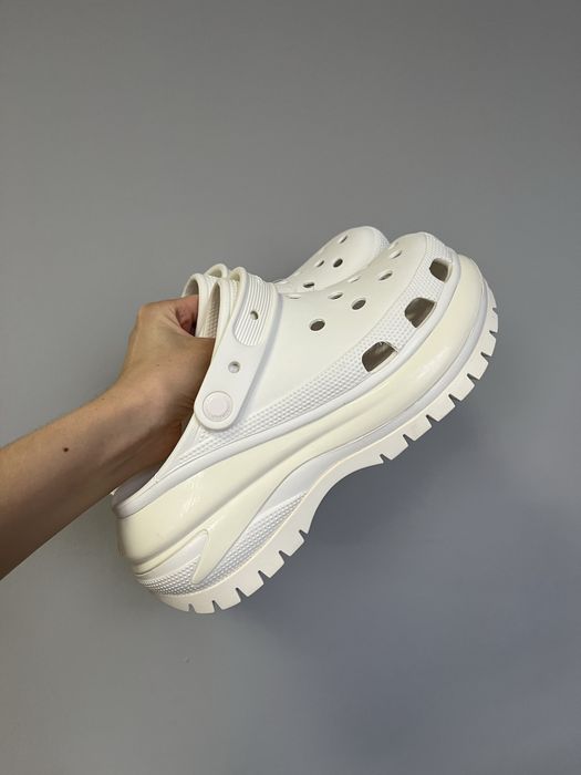 Уцінка крокси мега краш білі 39, crocs mega crush white