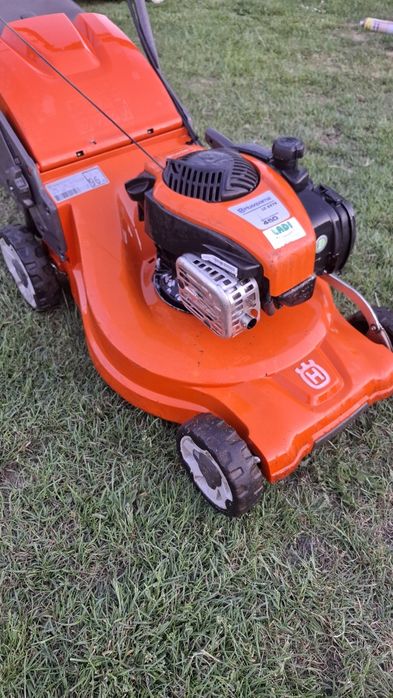 Kosiarka spalinowa Husqvarna LC 247s