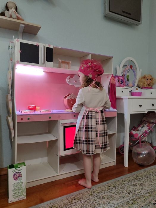 Дитяча кухня,велика дерев'яна/Детская кухня, большая, деревянная