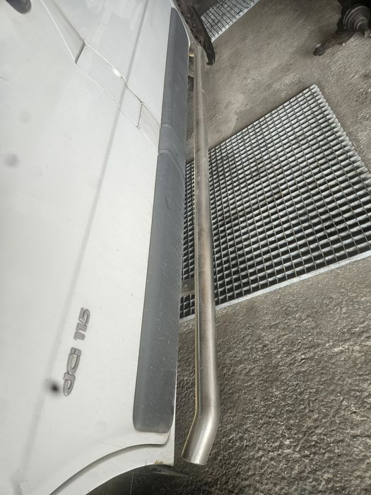 Renault Trafic Vivaro 01-14rok orurowanie boczne