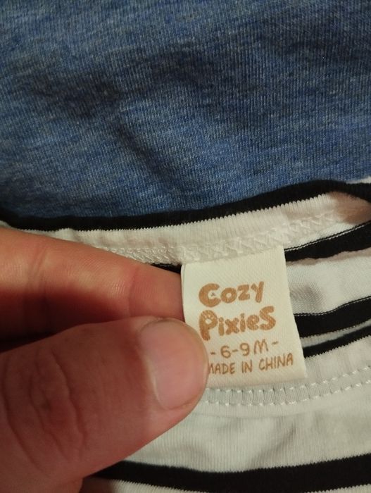 Roupa de bebê dos 3 aos 9 meses .
