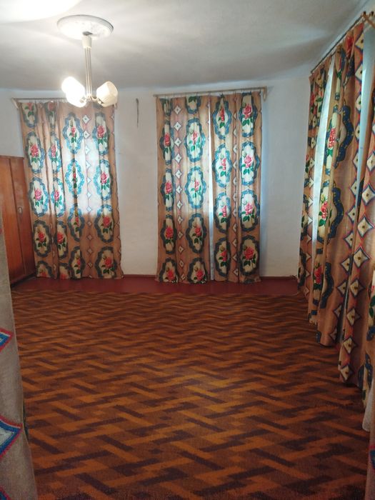 Продам будинок в затишному тихому селi