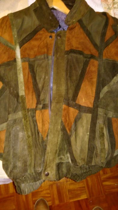 Casaco, em pele genuína, muito macia L ou M