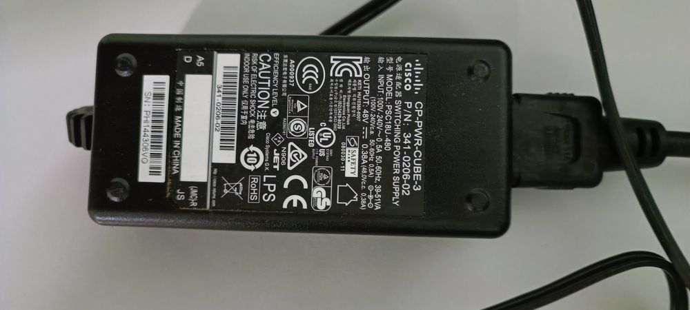 Блок живлення до IP-телефона Cisco CP-PWR-CUBE-3 (PSC-18U-480)