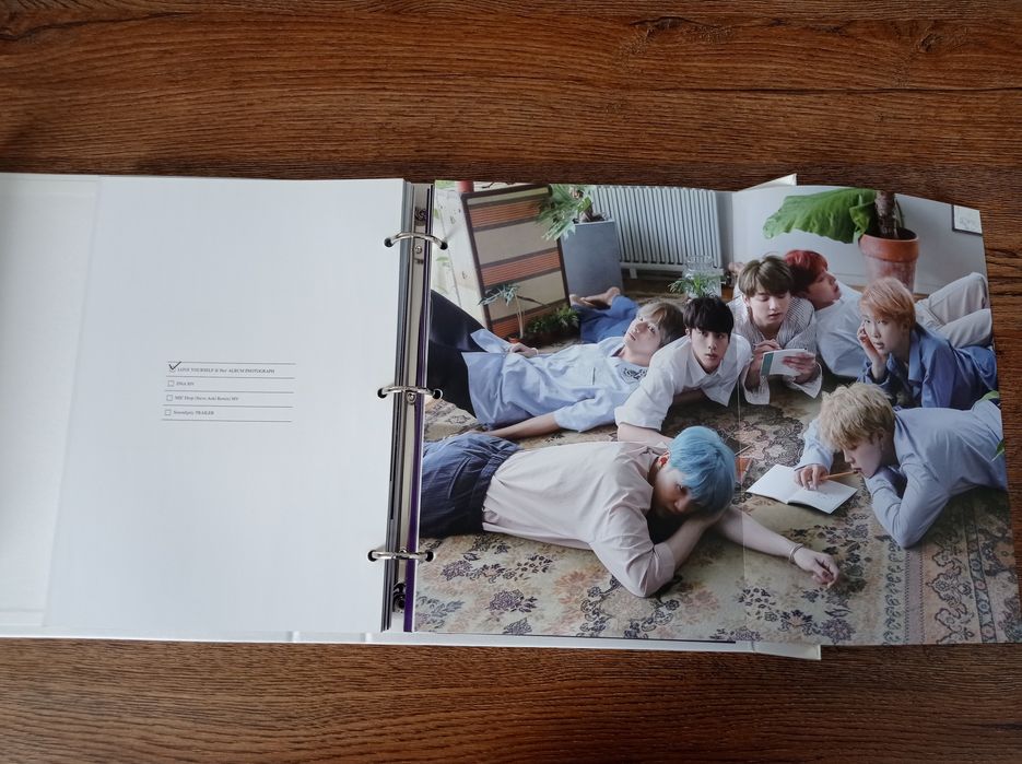 BTS Memories 2017 5 płyt, photobook, DVD Rydułtowy • OLX.pl