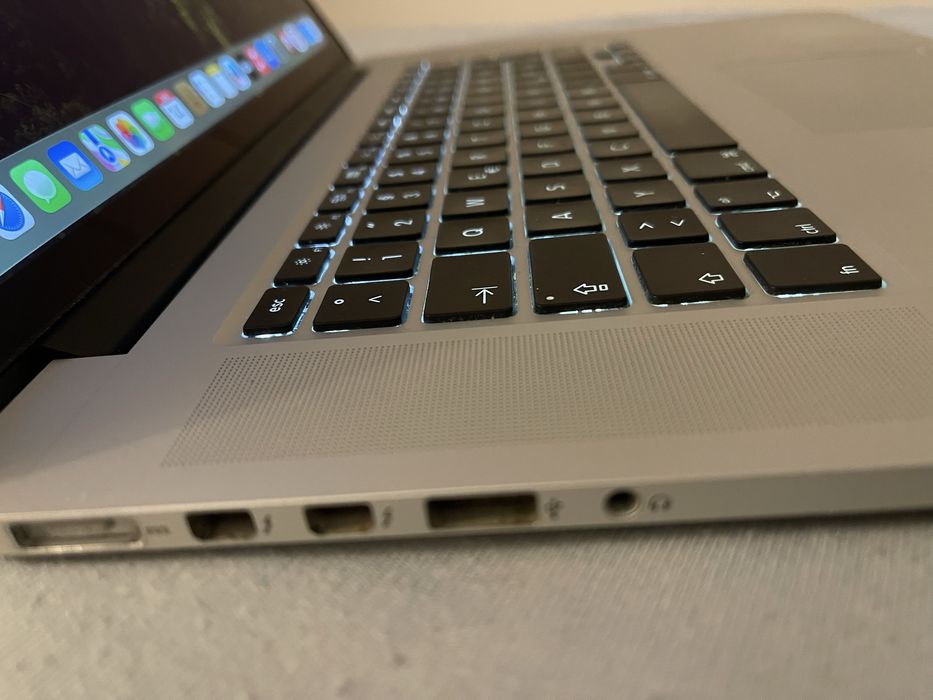 Macbook Pro A1398