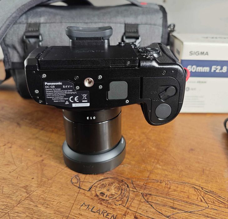 Panasonic Lumix DC-G9 + Sigma 60mm F2.8 Art + Bolsa