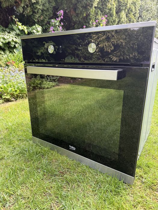 Piekarnik elektryczny Beko BIE25300X Termoobieg Srebrno-czarny