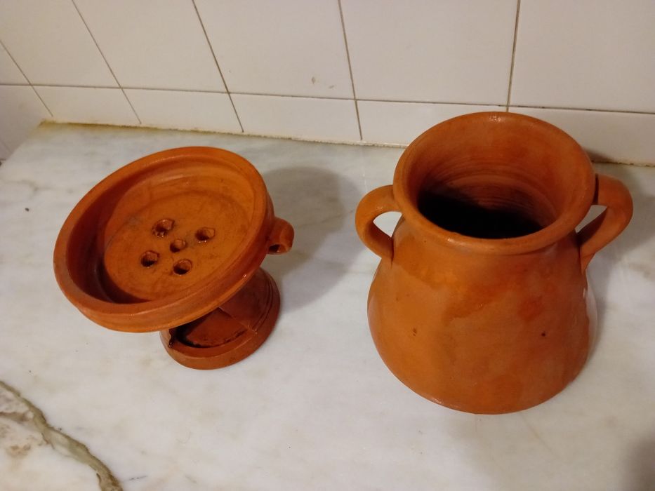 Conjunto de 2 Peças em Barro Assadores de Castanhas