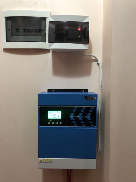 Гібридний інвертор