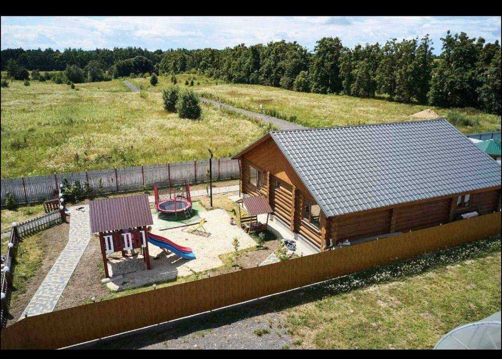 Продаж ділянки з двома будинками в селі Шпитьки, 214м2, без%