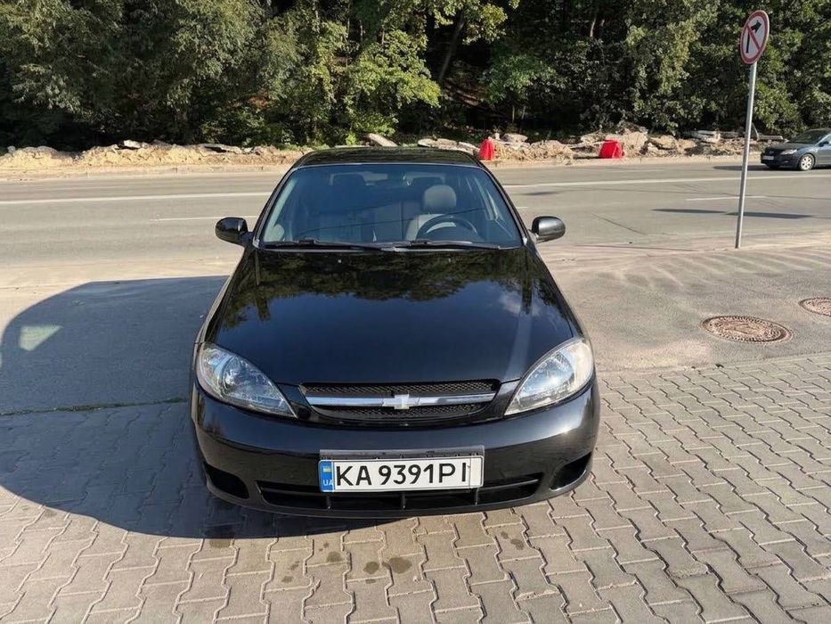 Автомобіль Chevrolet Lacetti