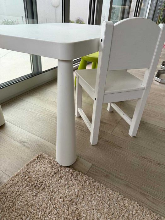 Mesa para criança brincar, com cadeira e banco, IKEA