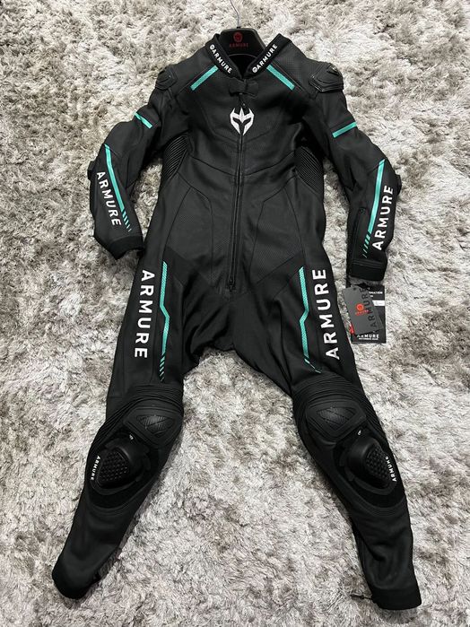 Fato Armure Novo (Mulher)