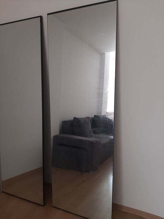 Duże lustro do pokoju salonu