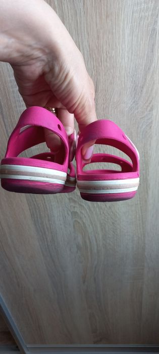 Продам crocs га дівчику с 13