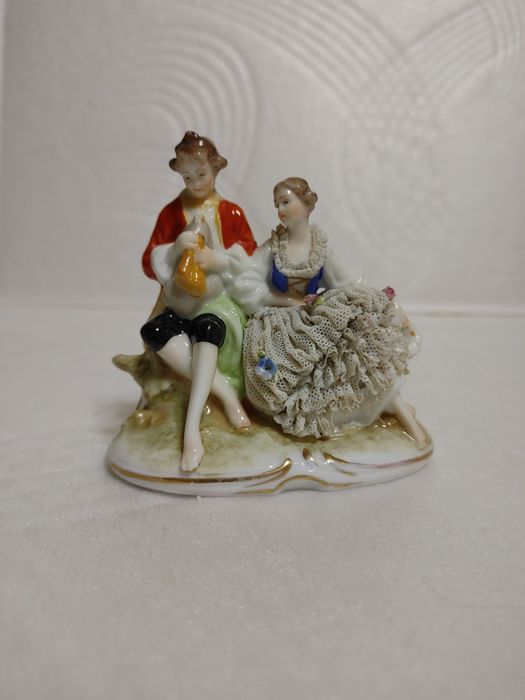 Статуэтка кавалер с дамой MULLER Мюллер фарфор Германия 1890-1927 год