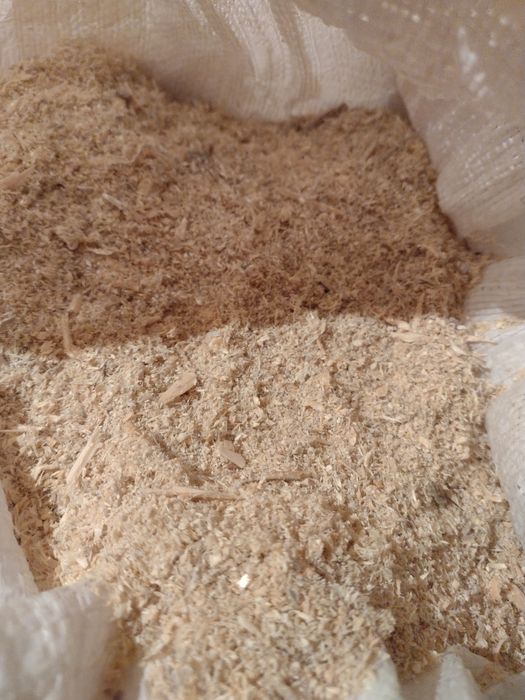 Тирса в мішках та без