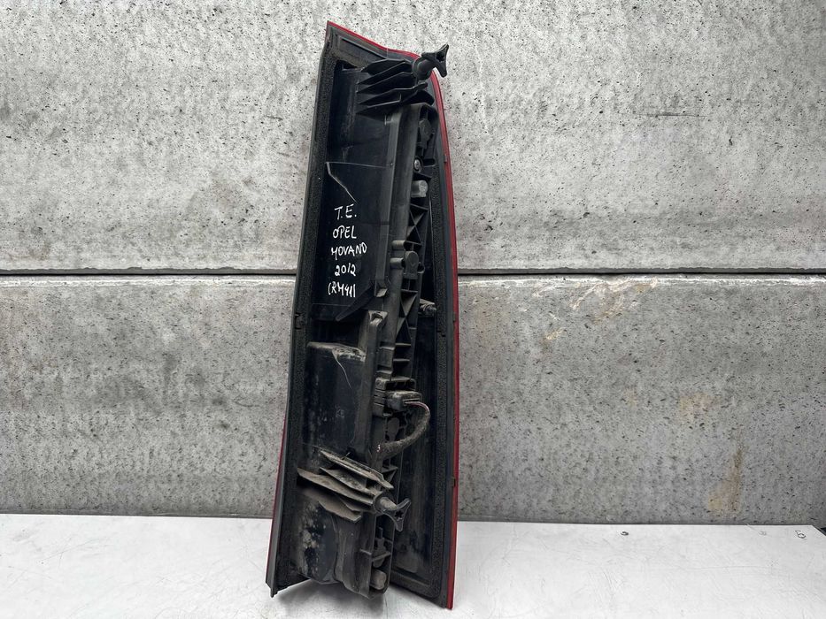 Farolim traseiro esquerdo Renault Master (2012)