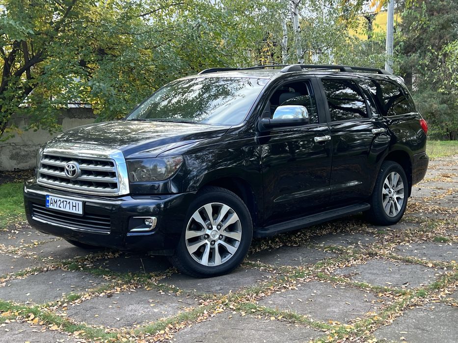 Toyota Sequoia 2014