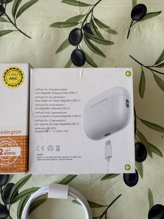 AirPods Pro (2.ª Geração) com Caixa MagSafe (USB-C) – Novos / Selados