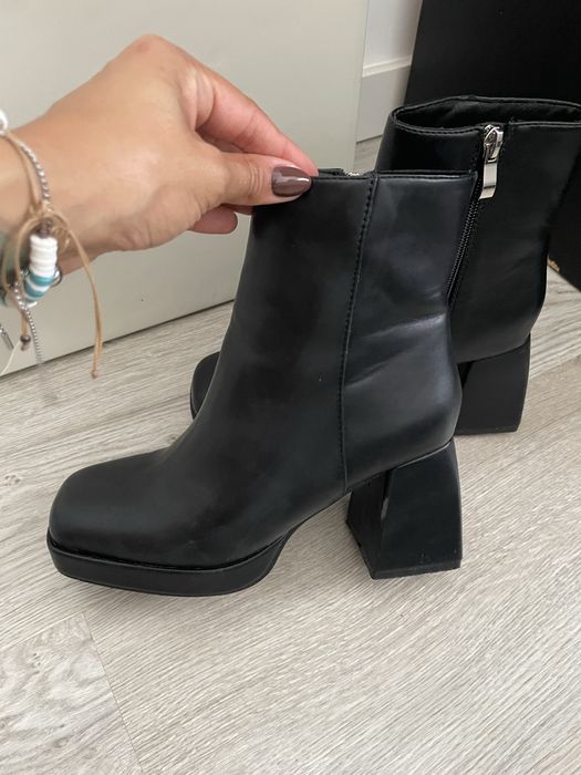 Botas altas pretas