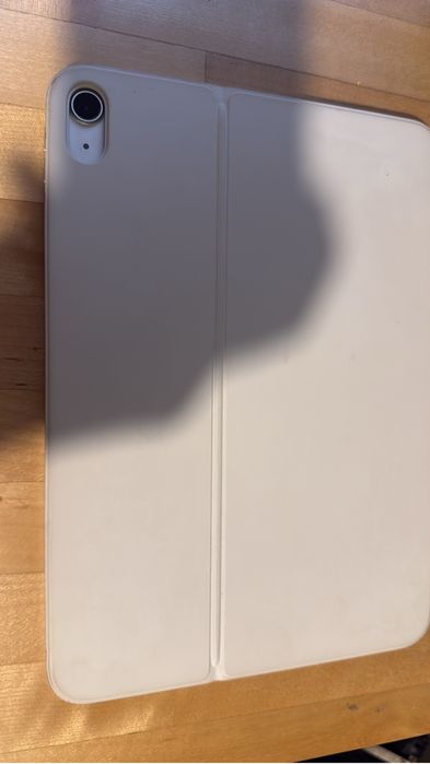 iPad 10.ª Geração 64GB Wi-Fi + Cellular (Dados Móveis)