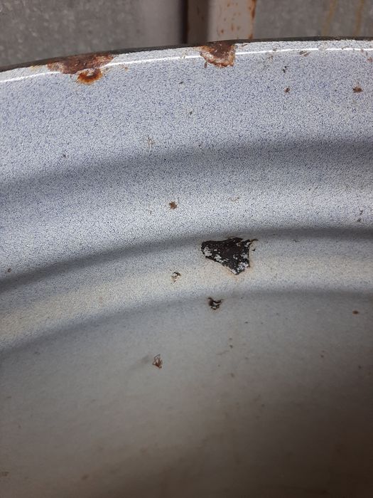 Кастрюля  ємаліровані   - 50  л.  Бу