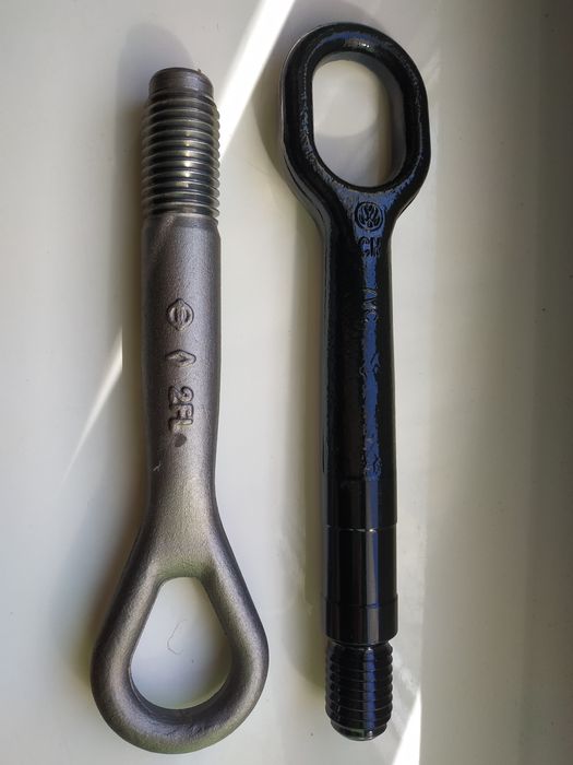 Буксировочний гак