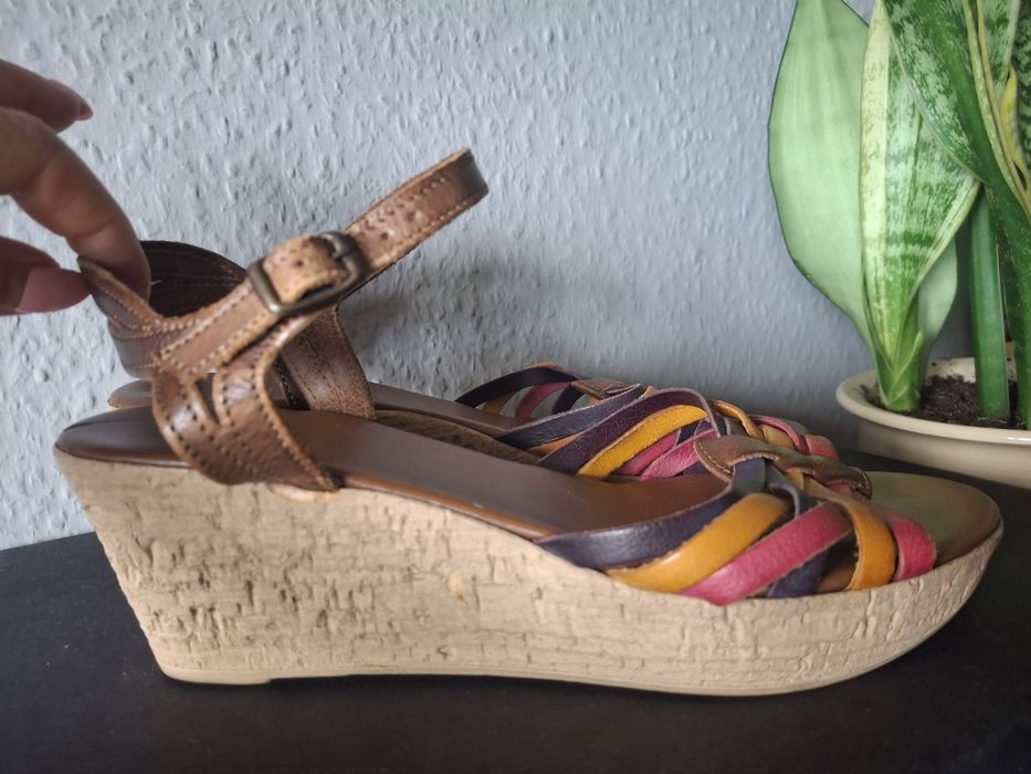 Clarks wygodne sandałki damskie 38