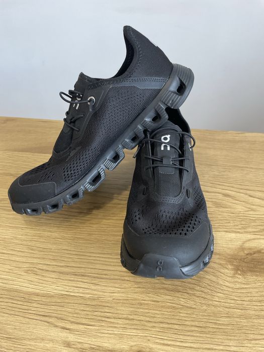 кросівки для бігу On Running Cloud 37р