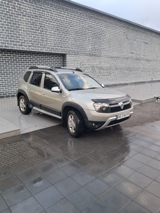 Продам Рено Дастер 4×4 дізель в хорошому стані.