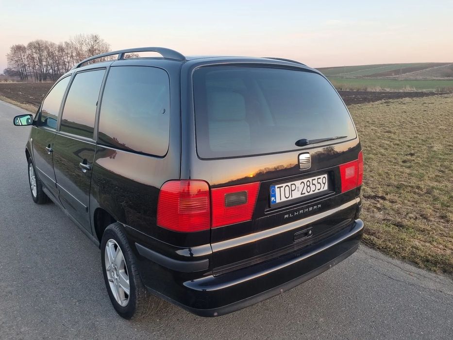 Seat Alhambra **Sprowadzony** Zarejestrowany**2.0 benzyna 8zaworow 115km**Bez korozj