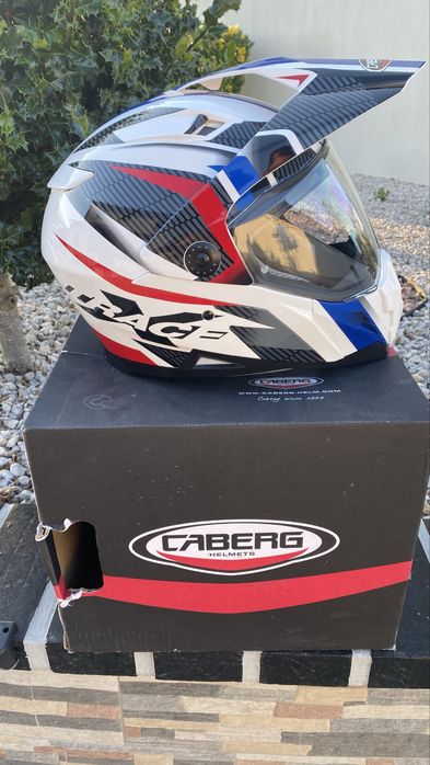 Capacete caberg novo