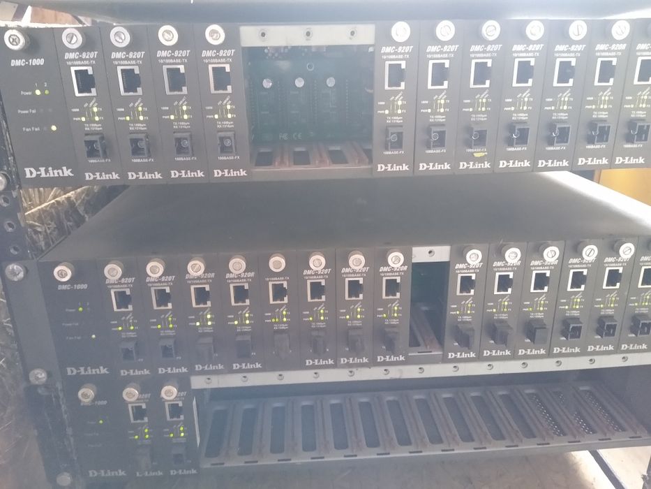 Блок живлення D-Link Chassi 16slot Media conv 19" (DMC-1000)