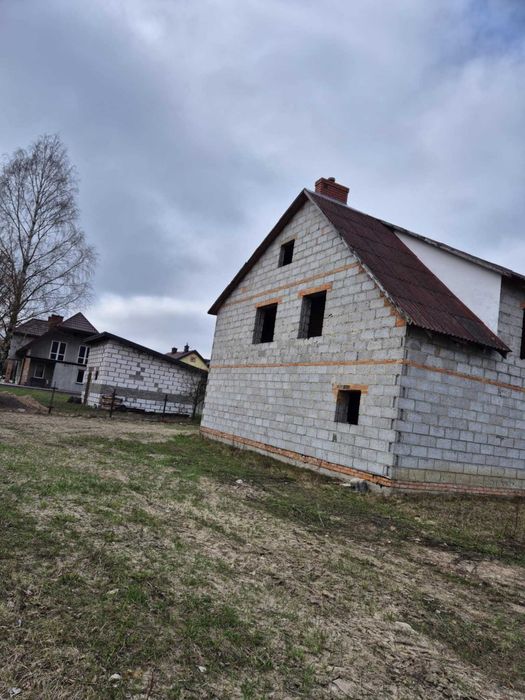 Dom wolnostojacy na  sprzedaż