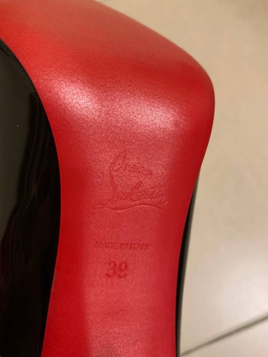 Louboutin Kate 100 pretos 39 novos