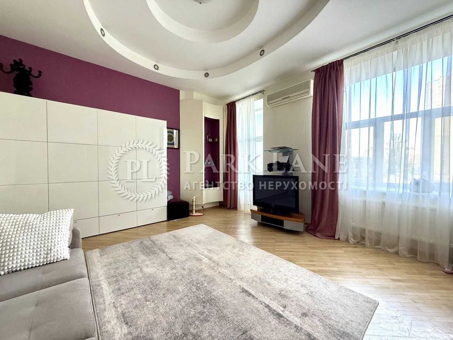 Продаж 2кімн.Січових Стрільців 40/1. Історичний центр.